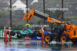 Fernando Alonso (ESP) Aston Martin F1 Team AMR24 crashed during qualifying. 03.11.2024. Formula 1 World Championship, Rd 21, Brazilian Grand Prix, Sao Paulo, Brazil, Race Day.