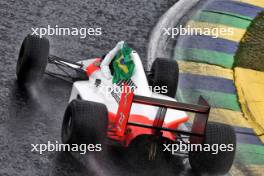 Lewis Hamilton (GBR) Mercedes AMG F1 in the McLaren MP4/5B - demonstration run. 03.11.2024. Formula 1 World Championship, Rd 21, Brazilian Grand Prix, Sao Paulo, Brazil, Race Day.