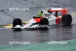 Lewis Hamilton drives Ayrton Senna's 1990 title winning car 03.11.2024. Formula 1 World Championship, Rd 21, Brazilian Grand Prix, Sao Paulo, Brazil, Race Day.