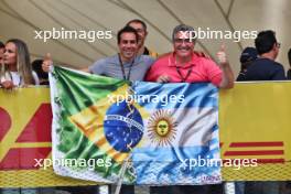 Circuit atmosphere - Franco Colapinto (ARG) Williams Racing fans in the grandstand. 03.11.2024. Formula 1 World Championship, Rd 21, Brazilian Grand Prix, Sao Paulo, Brazil, Race Day.