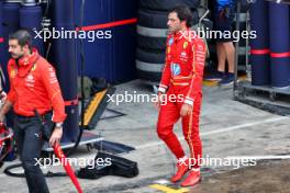 Carlos Sainz Jr (ESP) Ferrari walks through the pits after crashing in qualifying. 03.11.2024. Formula 1 World Championship, Rd 21, Brazilian Grand Prix, Sao Paulo, Brazil, Race Day.