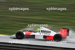 Lewis Hamilton (GBR) Mercedes AMG F1 in the McLaren MP4/5B - demonstration run. 03.11.2024. Formula 1 World Championship, Rd 21, Brazilian Grand Prix, Sao Paulo, Brazil, Race Day.