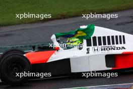 Lewis Hamilton drives Ayrton Senna's 1990 title winning car 03.11.2024. Formula 1 World Championship, Rd 21, Brazilian Grand Prix, Sao Paulo, Brazil, Race Day.