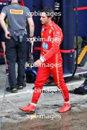 Carlos Sainz Jr (ESP) Ferrari walks through the pits after crashing in qualifying. 03.11.2024. Formula 1 World Championship, Rd 21, Brazilian Grand Prix, Sao Paulo, Brazil, Race Day.