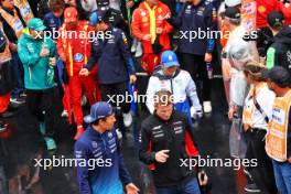 (L to R): Alexander Albon (THA) Williams Racing and Nico Hulkenberg (GER) Haas F1 Team on the drivers' parade. 03.11.2024. Formula 1 World Championship, Rd 21, Brazilian Grand Prix, Sao Paulo, Brazil, Race Day.