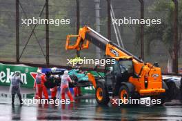 Fernando Alonso (ESP) Aston Martin F1 Team AMR24 crashed during qualifying. 03.11.2024. Formula 1 World Championship, Rd 21, Brazilian Grand Prix, Sao Paulo, Brazil, Race Day.