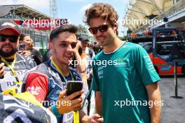 Felipe Drugovich (BRA) Aston Martin F1 Team, Reserve and Development Programme Driver with fans. 31.10.2024. Formula 1 World Championship, Rd 21, Brazilian Grand Prix, Sao Paulo, Brazil, Preparation Day.