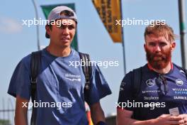 (L to R): Alexander Albon (THA) Williams Racing with Patrick Harding (GBR) Williams Racing Personal Trainer. 31.10.2024. Formula 1 World Championship, Rd 21, Brazilian Grand Prix, Sao Paulo, Brazil, Preparation Day.