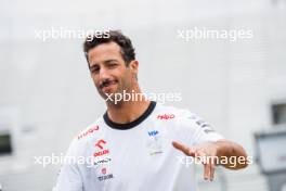Daniel Ricciardo (AUS) RB walks the circuit. 06.06.2024. Formula 1 World Championship, Rd 9, Canadian Grand Prix, Montreal, Canada, Preparation Day.