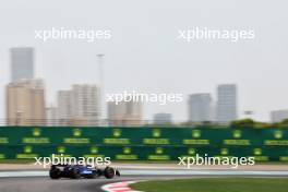 Logan Sargeant (USA) Williams Racing FW46. 19.04.2024. Formula 1 World Championship, Rd 5, Chinese Grand Prix, Shanghai, China, Sprint Qualifying Day.