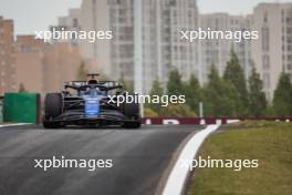 Alexander Albon (THA) Williams Racing FW46. 19.04.2024. Formula 1 World Championship, Rd 5, Chinese Grand Prix, Shanghai, China, Sprint Qualifying Day.