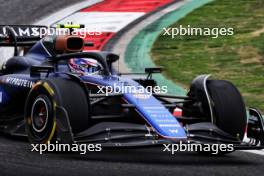 Logan Sargeant (USA) Williams Racing FW46. 19.04.2024. Formula 1 World Championship, Rd 5, Chinese Grand Prix, Shanghai, China, Sprint Qualifying Day.