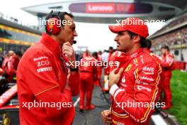Carlos Sainz Jr (ESP) Ferrari on the grid. 21.04.2024. Formula 1 World Championship, Rd 5, Chinese Grand Prix, Shanghai, China, Race Day.