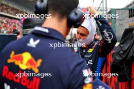 Sergio Perez (MEX) Red Bull Racing on the grid. 21.04.2024. Formula 1 World Championship, Rd 5, Chinese Grand Prix, Shanghai, China, Race Day.