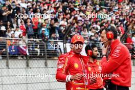 Carlos Sainz Jr (ESP) Ferrari on the grid. 21.04.2024. Formula 1 World Championship, Rd 5, Chinese Grand Prix, Shanghai, China, Race Day.