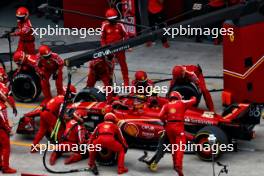 Carlos Sainz Jr (ESP) Ferrari SF-24 makes a pit stop. 21.04.2024. Formula 1 World Championship, Rd 5, Chinese Grand Prix, Shanghai, China, Race Day.