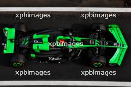 Valtteri Bottas (FIN) Sauber C44. 20.04.2024. Formula 1 World Championship, Rd 5, Chinese Grand Prix, Shanghai, China, Sprint and Qualifying Day.