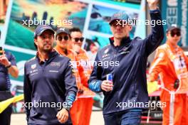 (L to R): Sergio Perez (MEX) Red Bull Racing and Max Verstappen (NLD) Red Bull Racing on the drivers' parade. 21.04.2024. Formula 1 World Championship, Rd 5, Chinese Grand Prix, Shanghai, China, Race Day.
