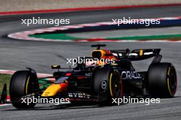 Max Verstappen (NLD) Red Bull Racing RB20. 21.06.2024 Formula 1 World Championship, Rd 10, Spanish Grand Prix, Barcelona, Spain, Practice Day.