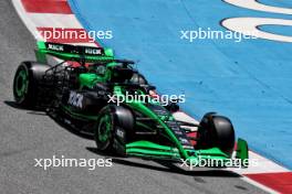 Valtteri Bottas (FIN) Sauber C44 with sensor equipment. 21.06.2024 Formula 1 World Championship, Rd 10, Spanish Grand Prix, Barcelona, Spain, Practice Day.