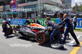 Max Verstappen (NLD) Red Bull Racing RB20 on the grid. 23.06.2024. Formula 1 World Championship, Rd 10, Spanish Grand Prix, Barcelona, Spain, Race Day.