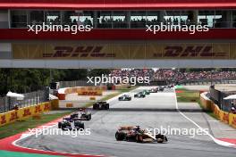 Oscar Piastri (AUS) McLaren MCL38. 23.06.2024. Formula 1 World Championship, Rd 10, Spanish Grand Prix, Barcelona, Spain, Race Day.