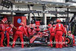 Charles Leclerc (MON) Ferrari SF-24 makes a pit stop. 23.06.2024. Formula 1 World Championship, Rd 10, Spanish Grand Prix, Barcelona, Spain, Race Day.