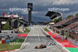 Oscar Piastri (AUS) McLaren MCL38. 23.06.2024. Formula 1 World Championship, Rd 10, Spanish Grand Prix, Barcelona, Spain, Race Day.