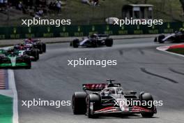 Kevin Magnussen (DEN) Haas VF-24. 23.06.2024. Formula 1 World Championship, Rd 10, Spanish Grand Prix, Barcelona, Spain, Race Day.