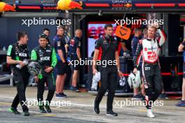 Zhou Guanyu (CHN) Sauber and Nico Hulkenberg (GER) Haas F1 Team. 22.06.2024. Formula 1 World Championship, Rd 10, Spanish Grand Prix, Barcelona, Spain, Qualifying Day.