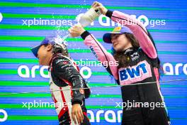 Abbi Pulling (GBR) Rodin Motorsport (Right) celebrates her second position on the podium with race winner Chloe Chambers (USA) Campos Racing. 23.06.2024. FIA Formula Academy, Rd 3, Race 2, Barcelona, Spain, Sunday.