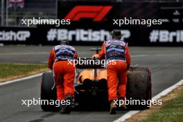 Oscar Piastri (AUS) McLaren MCL38 stops in the pit lane. 05.07.2024. Formula 1 World Championship, Rd 12, British Grand Prix, Silverstone, England, Practice Day.