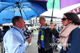 (L to R): Martin Brundle (GBR) Sky Sports F1 Commentator on the grid with Sir Chris Hoy (GBR) and his wife Lady Sarra Hoy (GBR). 07.07.2024. Formula 1 World Championship, Rd 12, British Grand Prix, Silverstone, England, Race Day.