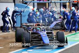 Alexander Albon (THA) Williams Racing FW46 makes a pit stop. 07.07.2024. Formula 1 World Championship, Rd 12, British Grand Prix, Silverstone, England, Race Day.