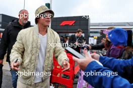 Brad Pitt (USA) Actor with fans. 06.07.2024. Formula 1 World Championship, Rd 12, British Grand Prix, Silverstone, England, Qualifying Day.