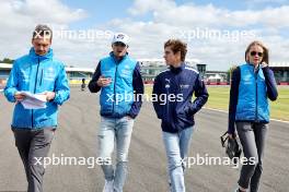 (L to R): Gaetan Jego, Williams Racing Race Engineer walks the circuit with Logan Sargeant (USA) Williams Racing; Franco Colapinto (ARG) Williams Racing Academy Driver; and Elizabeth Wood Boyer (GBR) Williams Racing Performance Engineer. 04.07.2024. Formula 1 World Championship, Rd 12, British Grand Prix, Silverstone, England, Preparation Day.