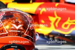 The helmet of Max Verstappen (NLD) Red Bull Racing RB20 on the grid. 21.07.2024. Formula 1 World Championship, Rd 13, Hungarian Grand Prix, Budapest, Hungary, Race Day.