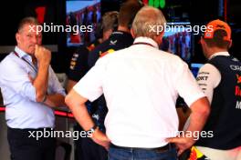 Jos Verstappen (NLD) with Dr Helmut Marko (AUT) Red Bull Motorsport Consultant and Max Verstappen (NLD) Red Bull Racing. 21.07.2024. Formula 1 World Championship, Rd 13, Hungarian Grand Prix, Budapest, Hungary, Race Day.