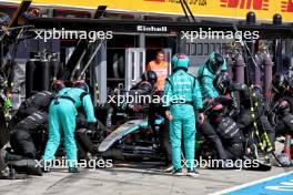 George Russell (GBR) Mercedes AMG F1 W15 makes a pit stop. 21.07.2024. Formula 1 World Championship, Rd 13, Hungarian Grand Prix, Budapest, Hungary, Race Day.