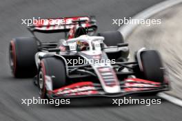 Kevin Magnussen (DEN) Haas VF-24. 20.07.2024. Formula 1 World Championship, Rd 13, Hungarian Grand Prix, Budapest, Hungary, Qualifying Day.