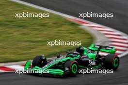 Zhou Guanyu (CHN) Sauber C44. 20.07.2024. Formula 1 World Championship, Rd 13, Hungarian Grand Prix, Budapest, Hungary, Qualifying Day.