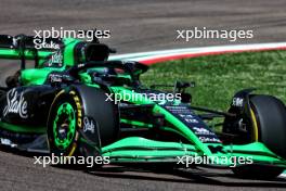 Valtteri Bottas (FIN) Sauber C44. 17.05.2024. Formula 1 World Championship, Rd 7, Emilia Romagna Grand Prix, Imola, Italy, Practice Day.