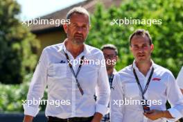 Steve Nielsen (GBR) F1 Consultant (Left). 17.05.2024. Formula 1 World Championship, Rd 7, Emilia Romagna Grand Prix, Imola, Italy, Practice Day.