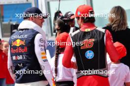 (L to R): Max Verstappen (NLD) Red Bull Racing with Charles Leclerc (MON) Ferrari on the grid. 19.05.2024. Formula 1 World Championship, Rd 7, Emilia Romagna Grand Prix, Imola, Italy, Race Day.