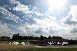 Kevin Magnussen (DEN) Haas VF-24. 19.05.2024. Formula 1 World Championship, Rd 7, Emilia Romagna Grand Prix, Imola, Italy, Race Day.