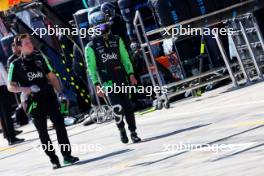 Zhou Guanyu (CHN) Sauber. 18.05.2024. Formula 1 World Championship, Rd 7, Emilia Romagna Grand Prix, Imola, Italy, Qualifying Day.