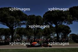 Max Verstappen (NLD) Red Bull Racing RB20. 18.05.2024. Formula 1 World Championship, Rd 7, Emilia Romagna Grand Prix, Imola, Italy, Qualifying Day.