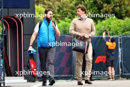 James Vowles (GBR) Williams Racing Team Principal (Right). 16.05.2024. Formula 1 World Championship, Rd 7, Emilia Romagna Grand Prix, Imola, Italy, Preparation Day.