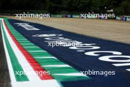 Circuit atmosphere - Extended gravel trap at turns 11-12 Acque Minerale. 16.05.2024. Formula 1 World Championship, Rd 7, Emilia Romagna Grand Prix, Imola, Italy, Preparation Day.