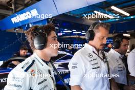 (L to R): Franco Colapinto (ARG) Williams Racing with Gaetan Jego, Williams Racing Race Engineer. 30.08.2024. Formula 1 World Championship, Rd 16, Italian Grand Prix, Monza, Italy, Practice Day.